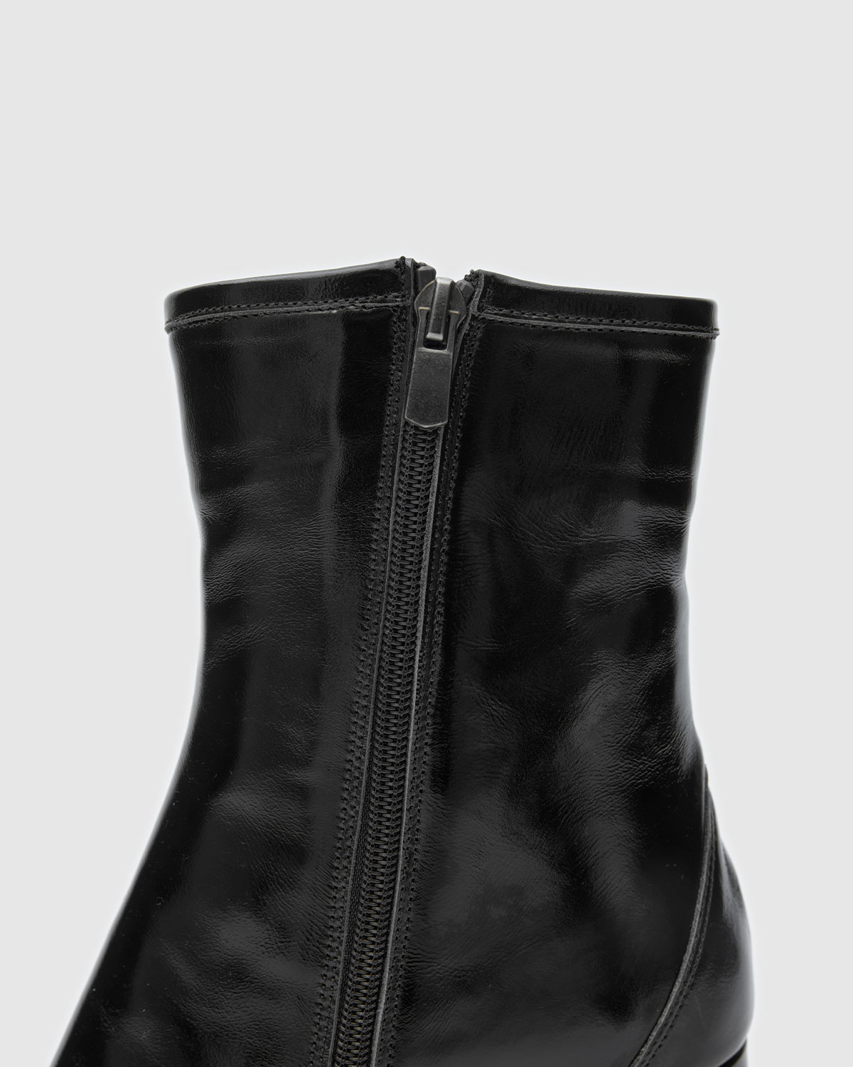 Tabi Boots Shiny Black