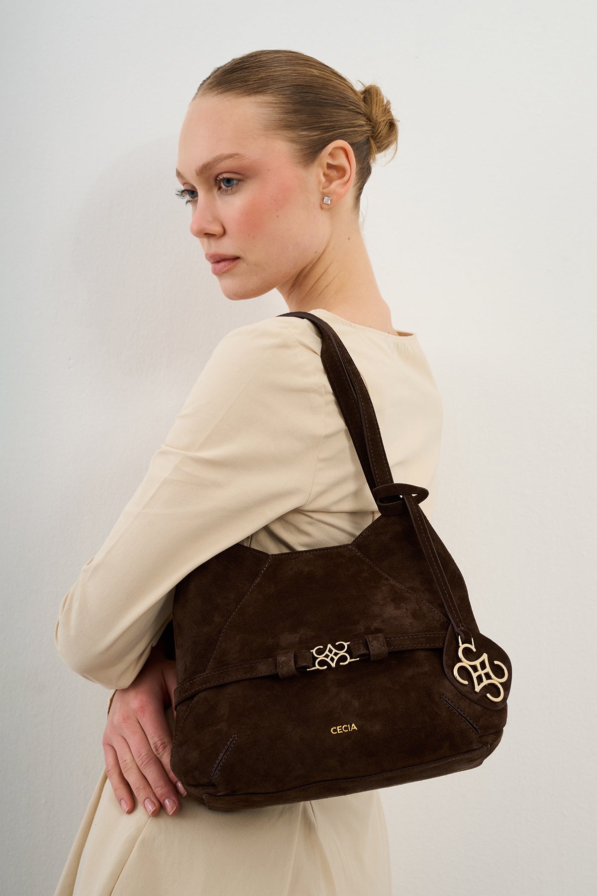 ARIES TOTE BITTER BROWN SUEDE