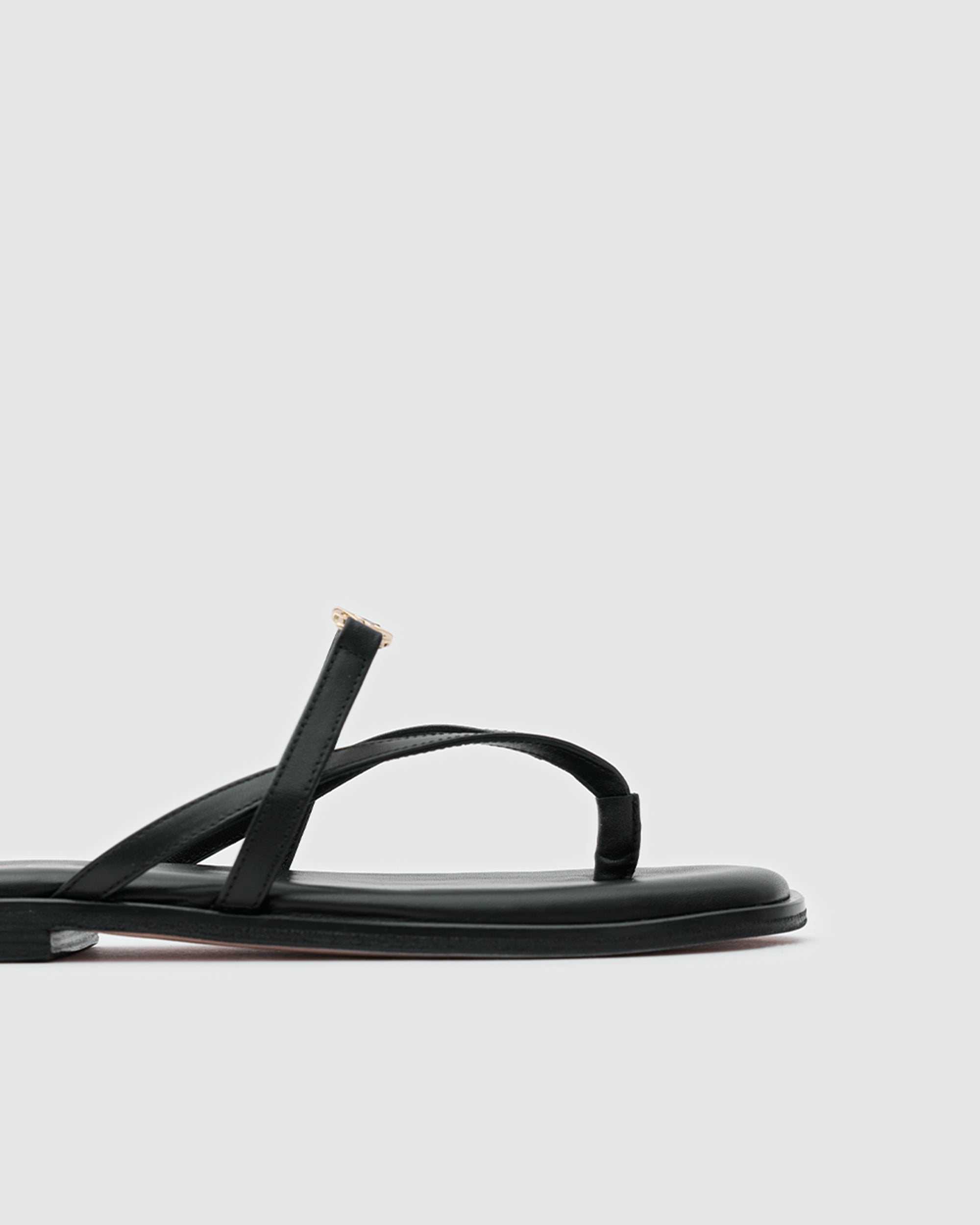 Aura Sandals Black