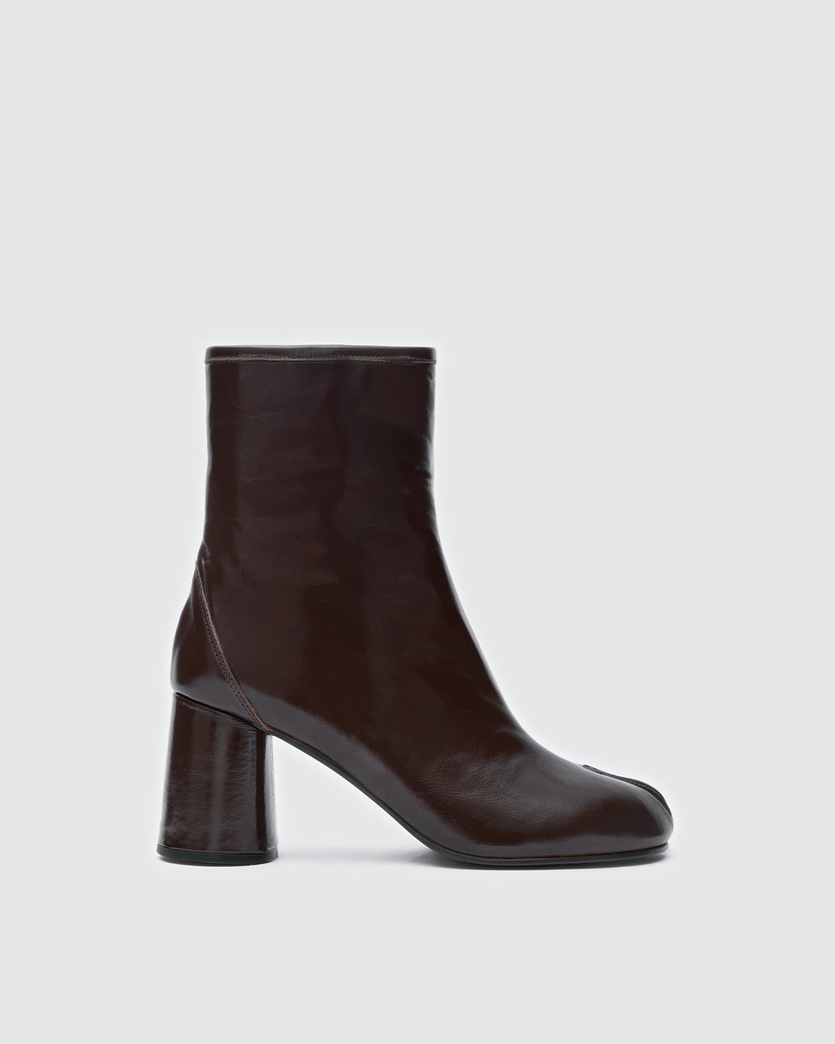 Tabi Boots Shiny Brown