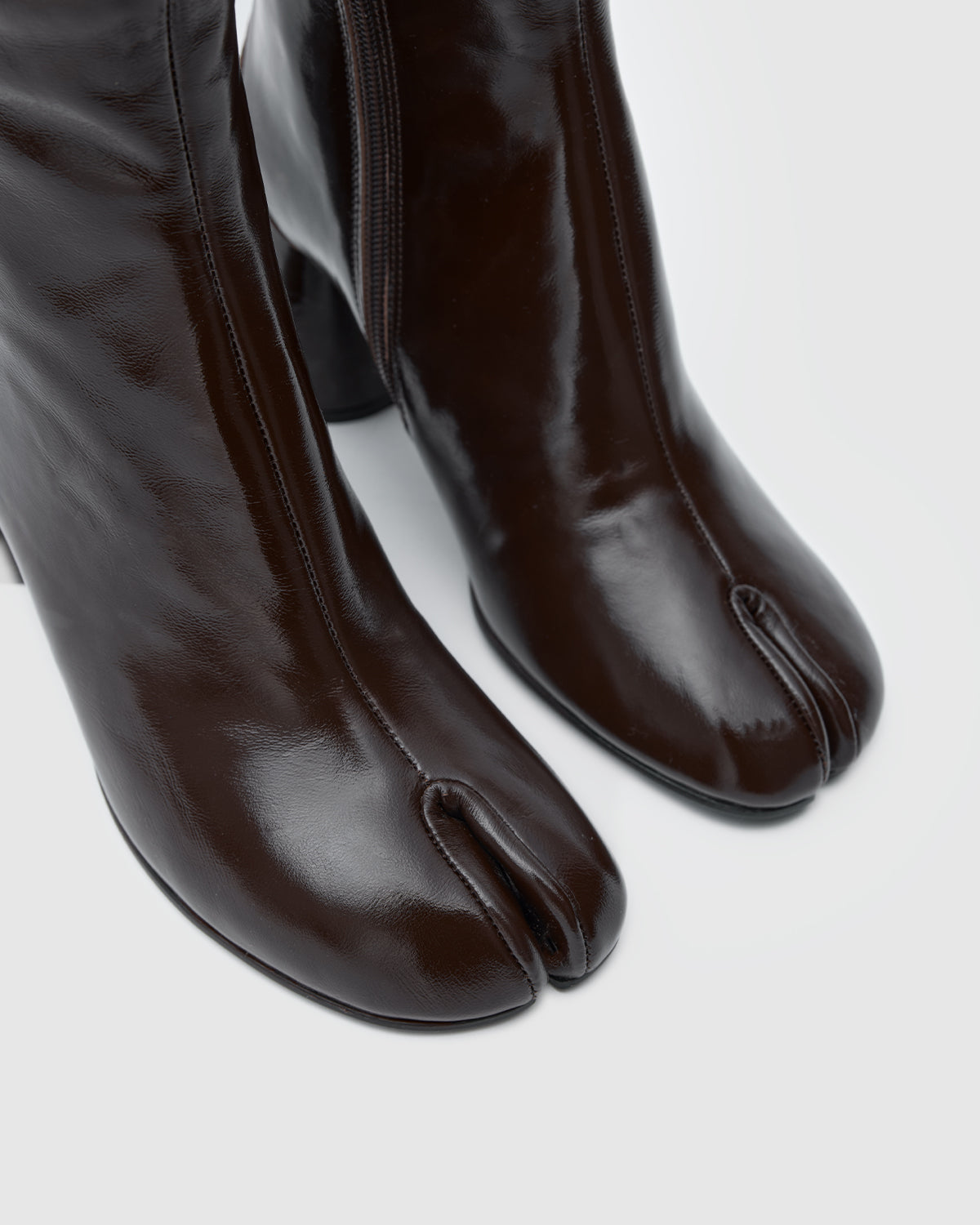 Tabi Boots Shiny Brown
