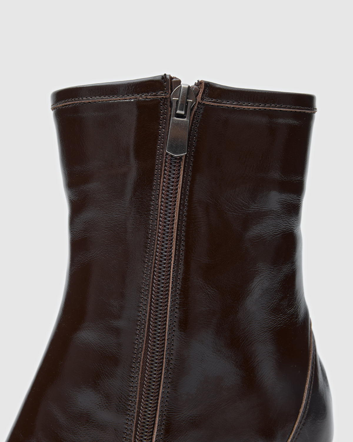 Tabi Boots Shiny Brown