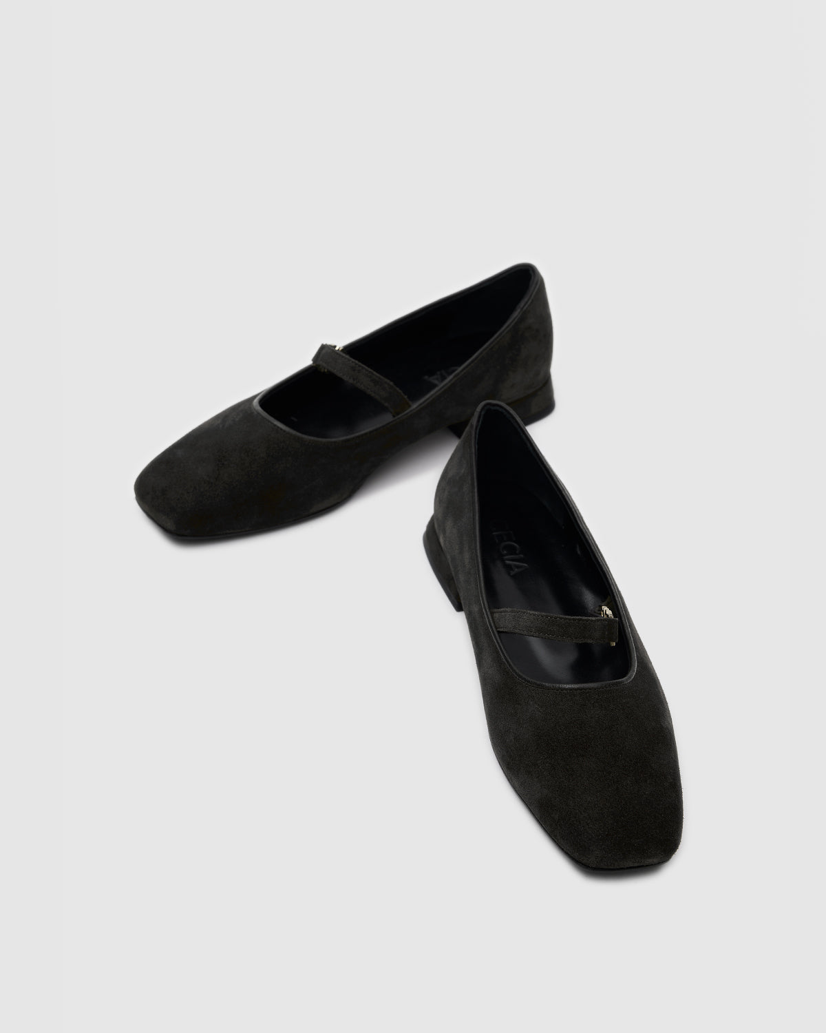 NOA Black Suede (PRE-ORDER)
