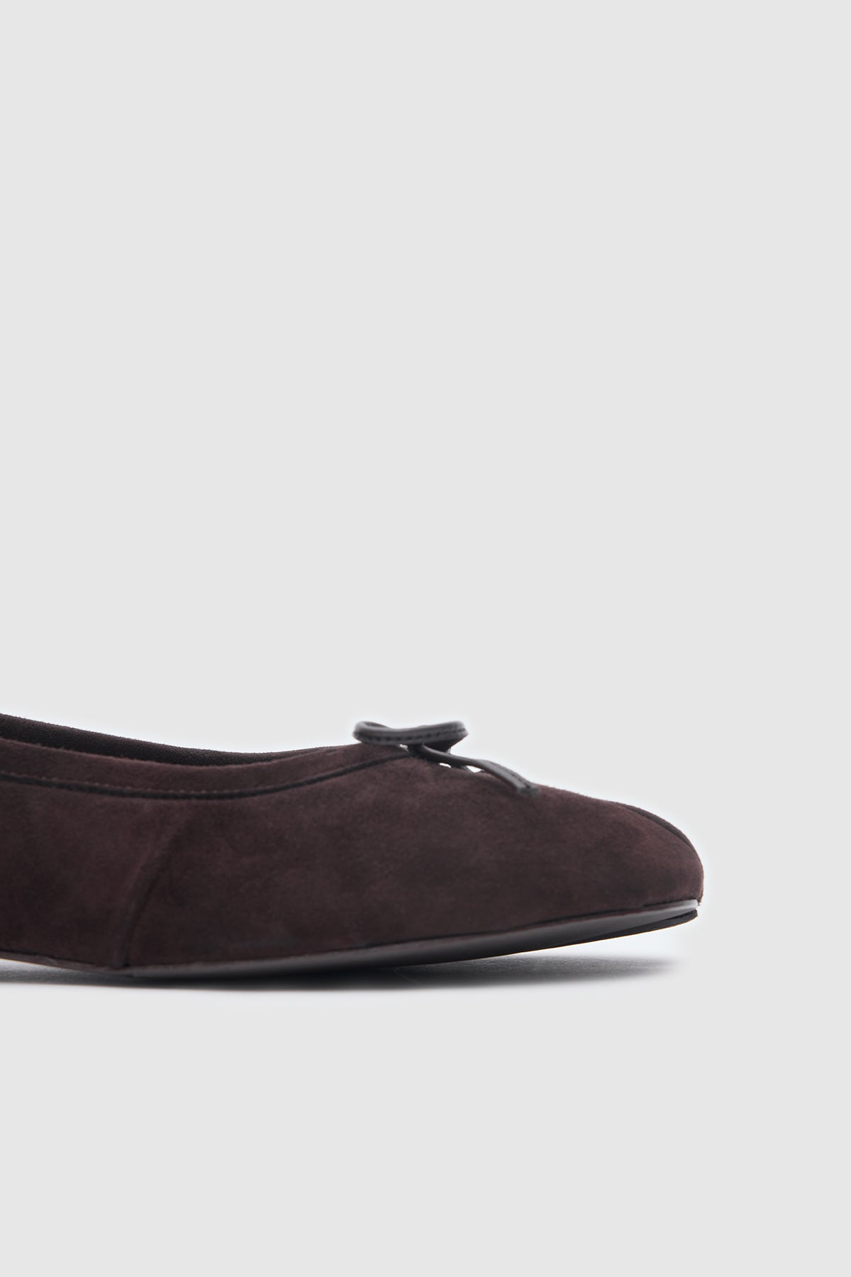 Split Toe Ballet Flats Bitter Brown Suede