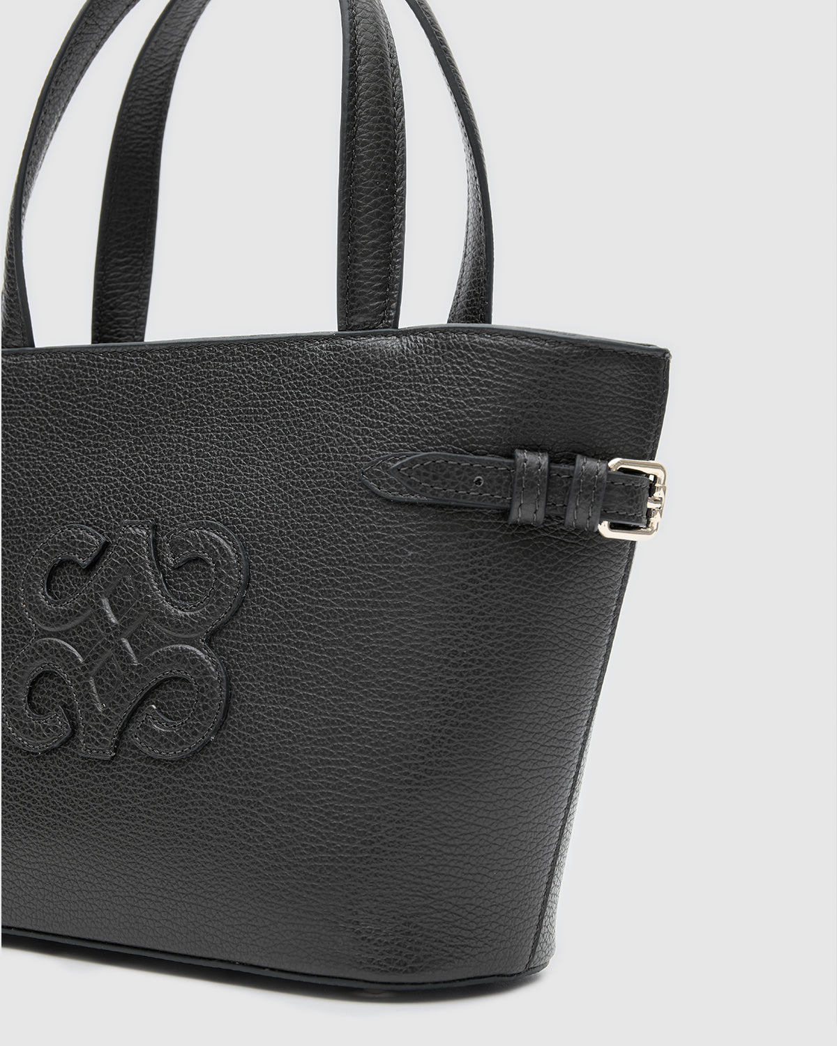 Capri Black