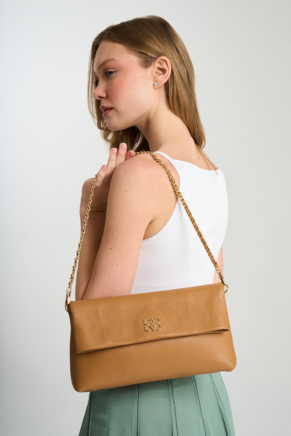 Ira Clutch Taba