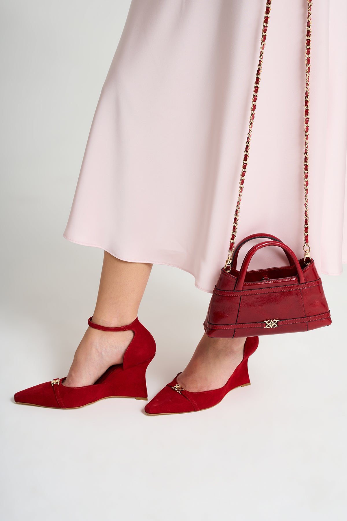 Rhea Red Suede