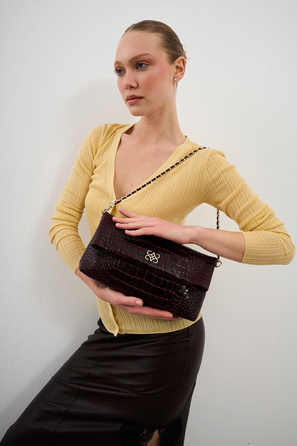 Ira Clutch Merlot Croc