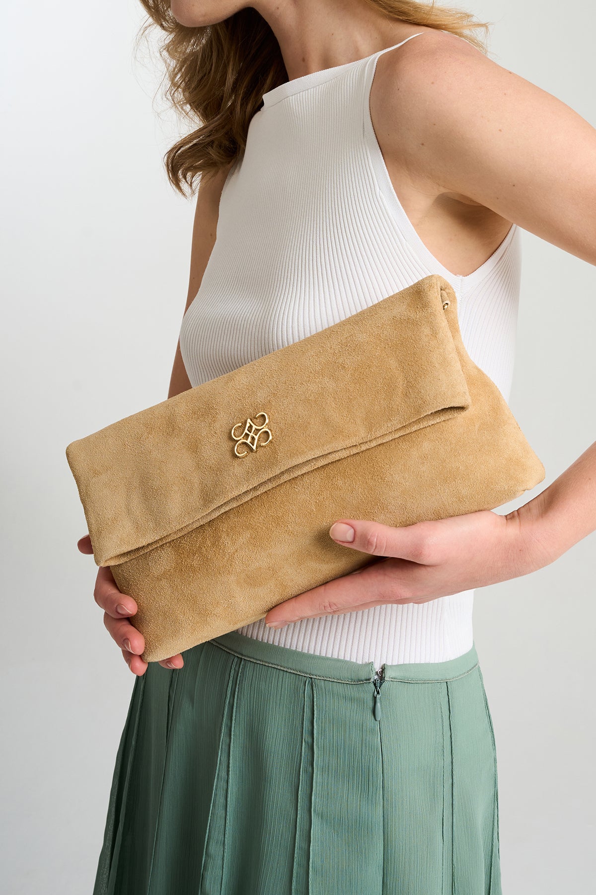 Ira Clutch Biscuit Suede