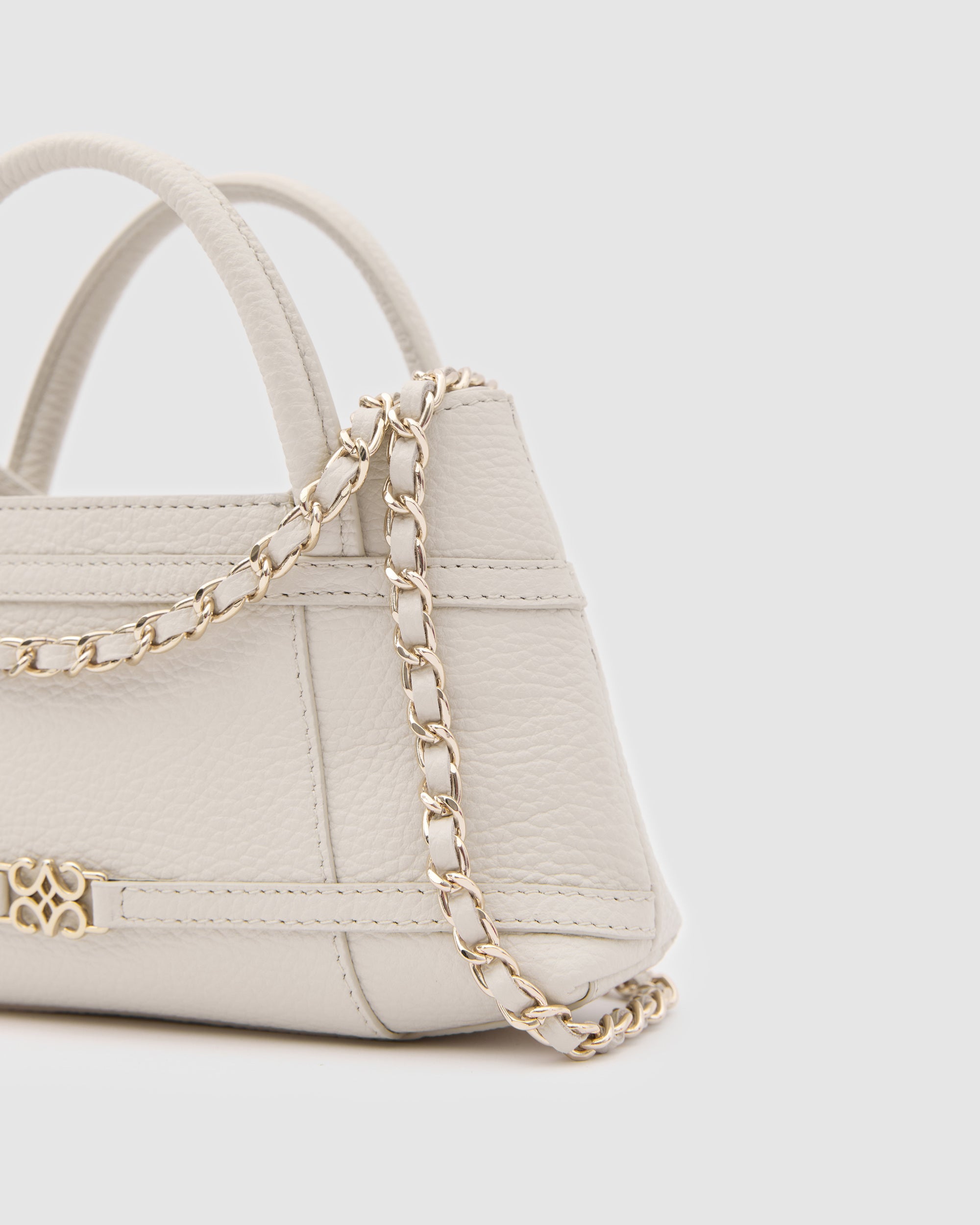 Luna Off White