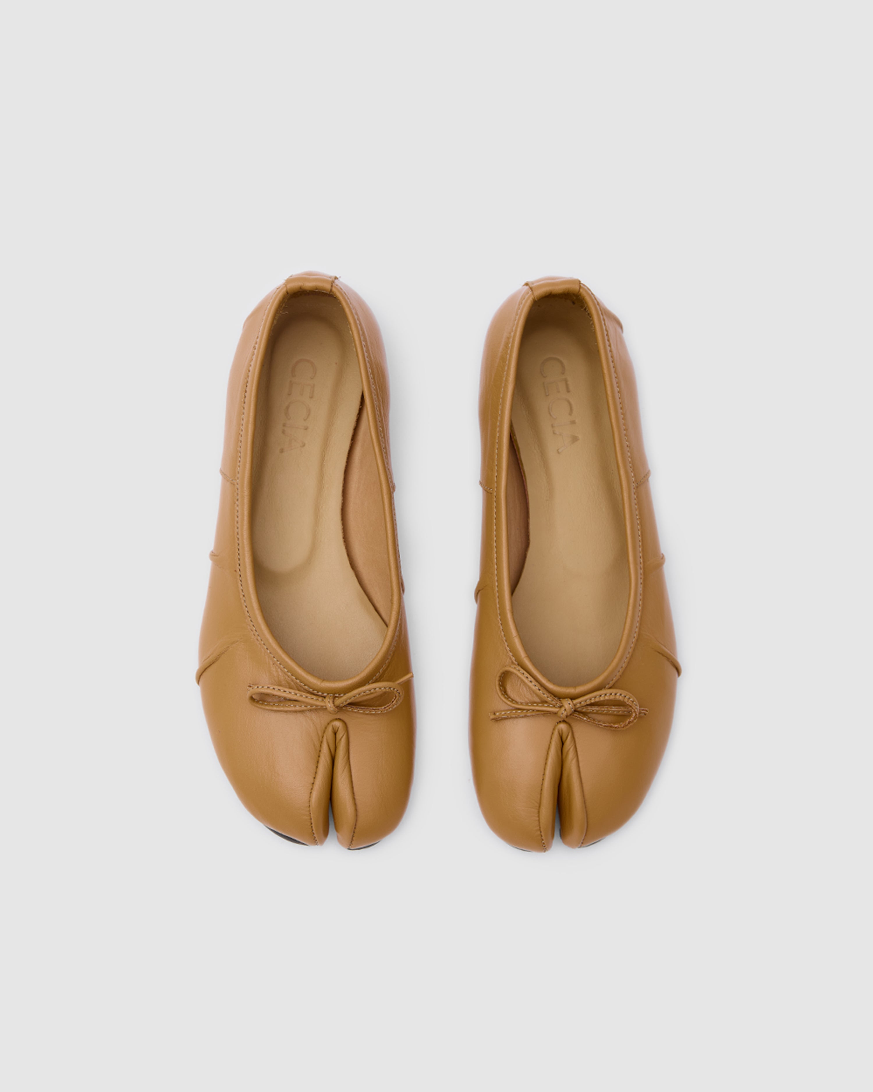 Tabi Ballet Flats Taba