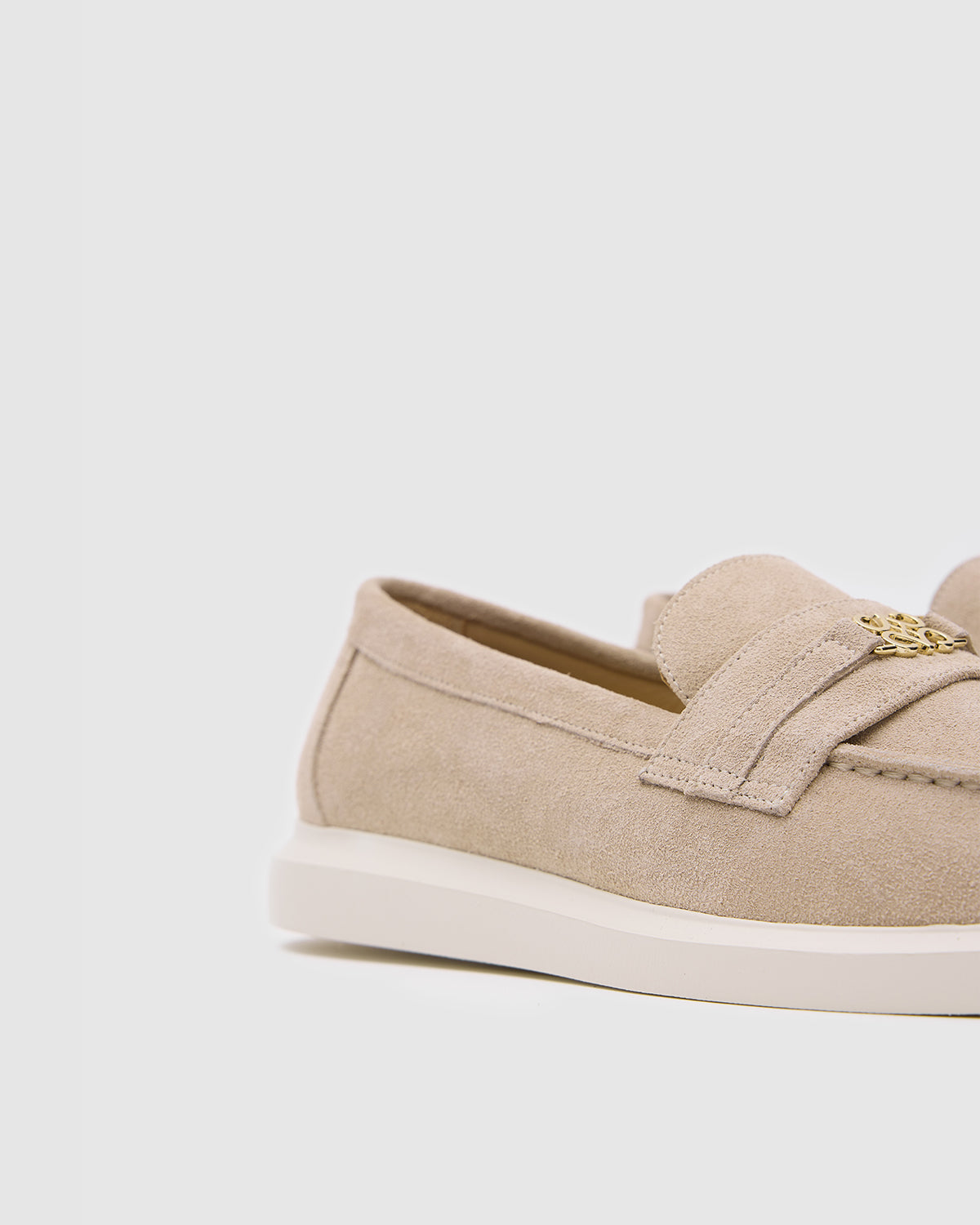 Lia Loafers Beige Suede