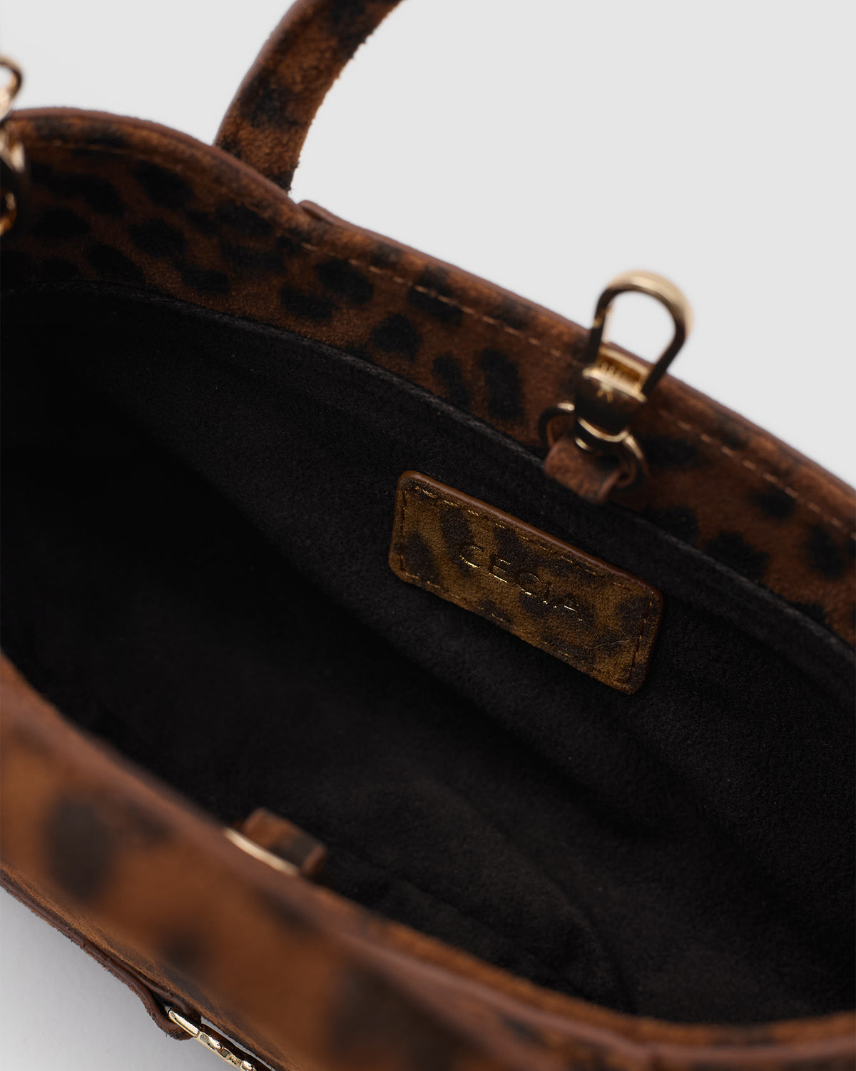 Luna Leopard Taba