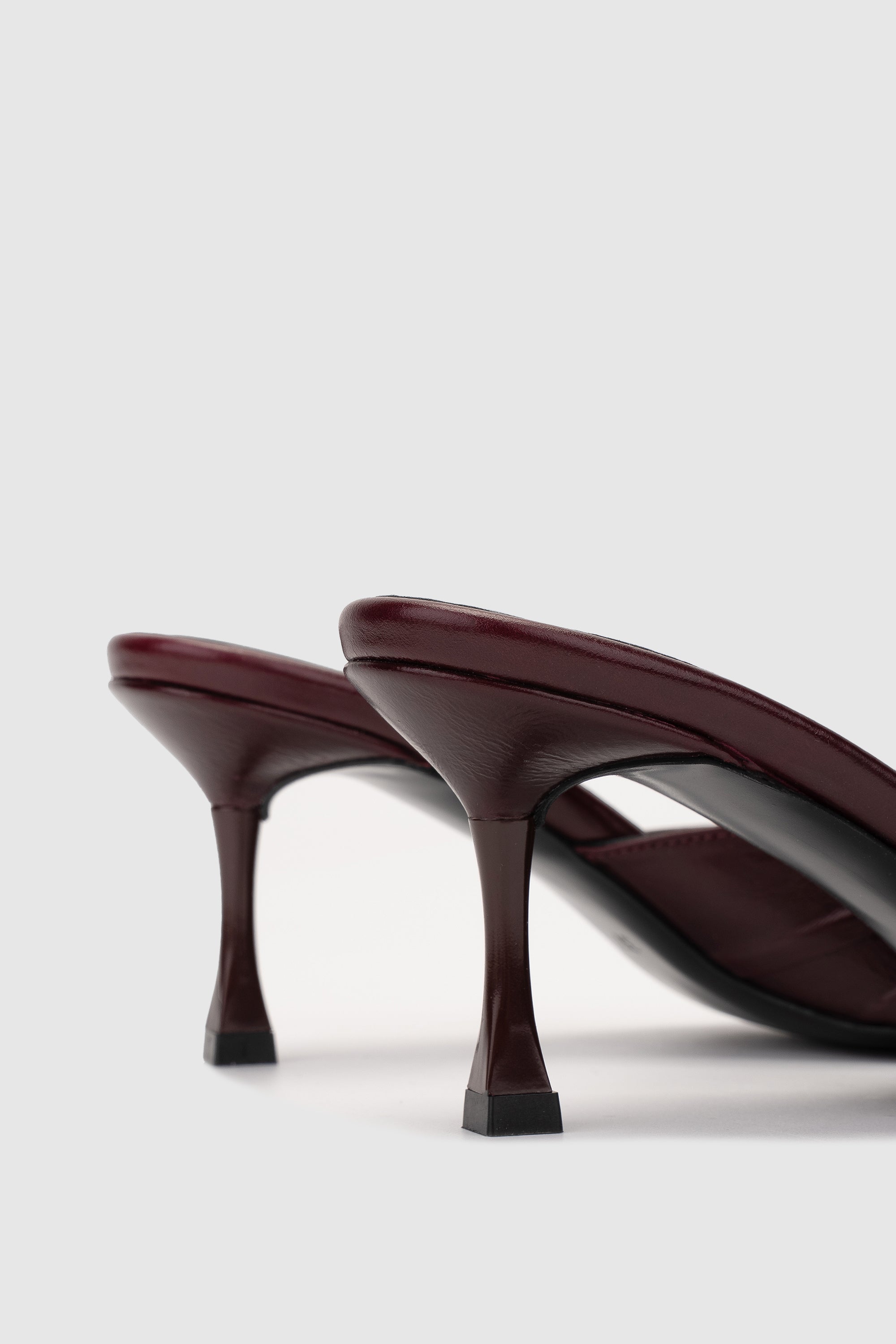 Mona Heels Burgundy