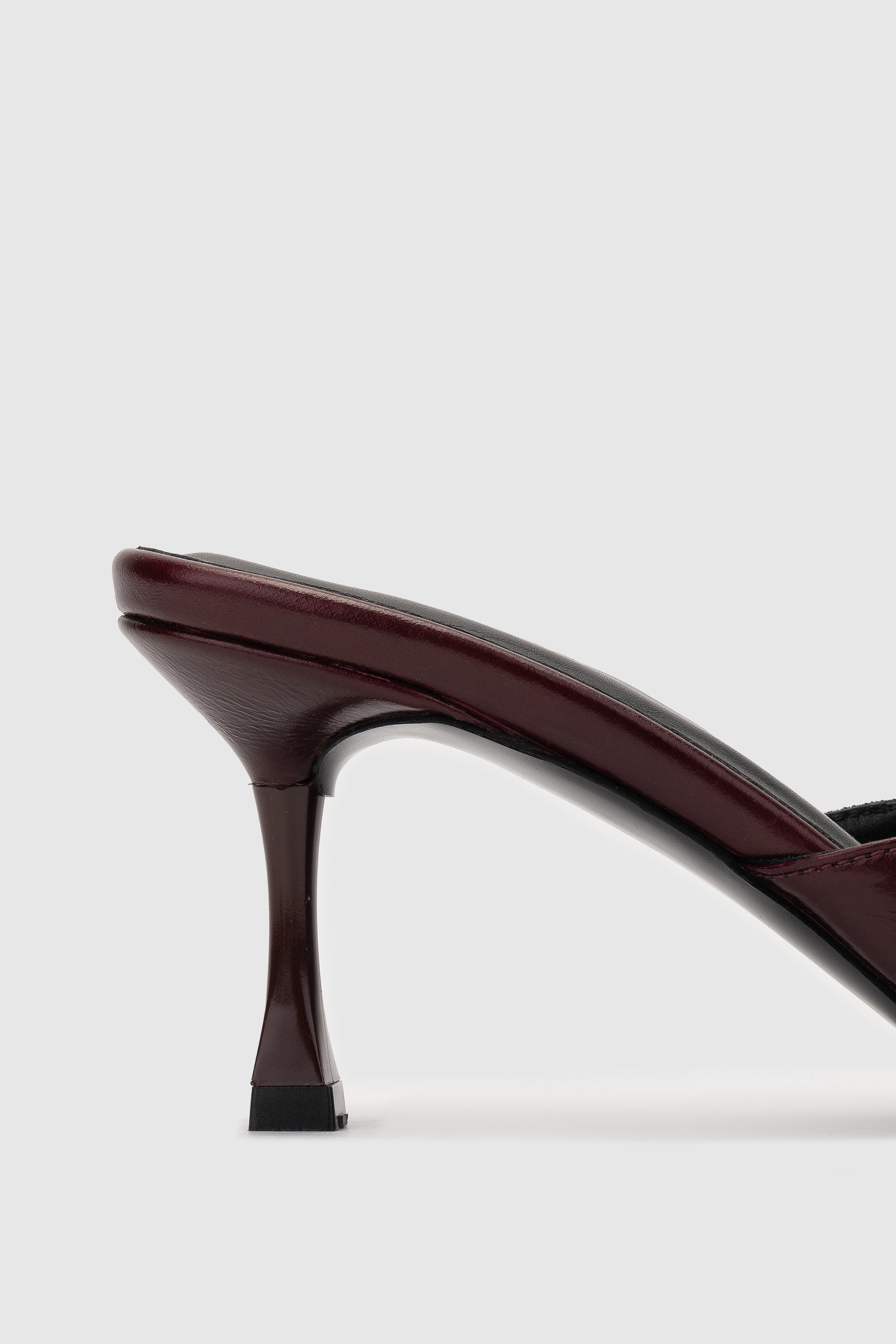 Mona Heels Burgundy