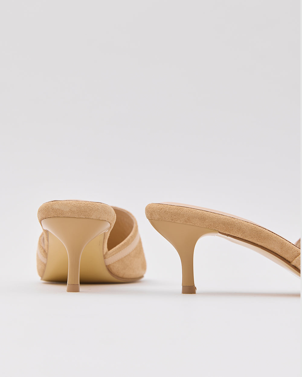 Isla Kitten Heels Beige Suede